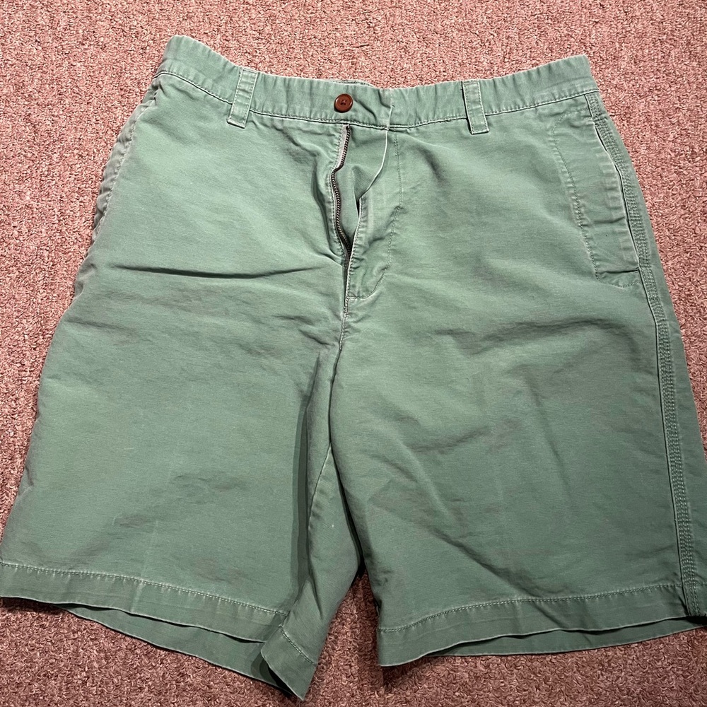 IZOD shorts